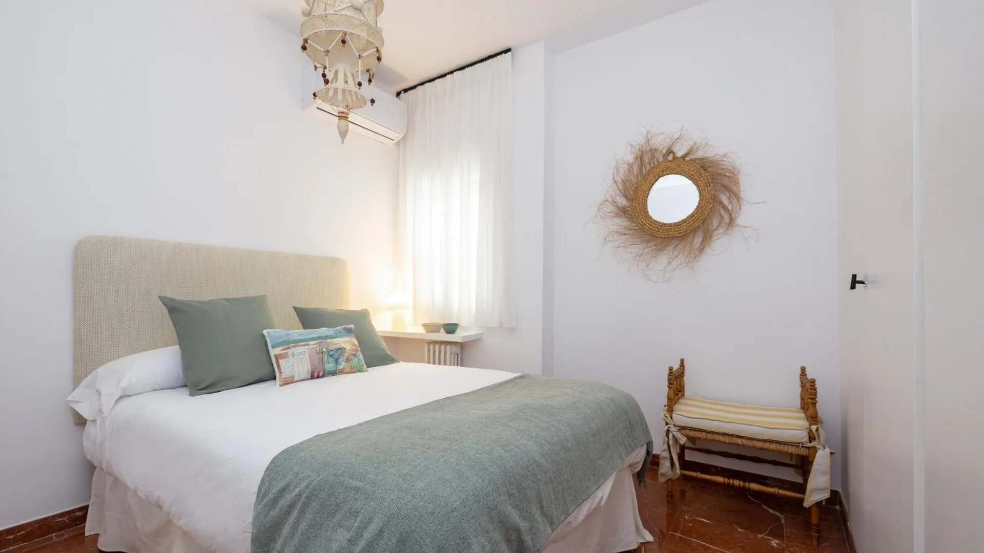 Gran Via Cathedral Apartment Granada Spain