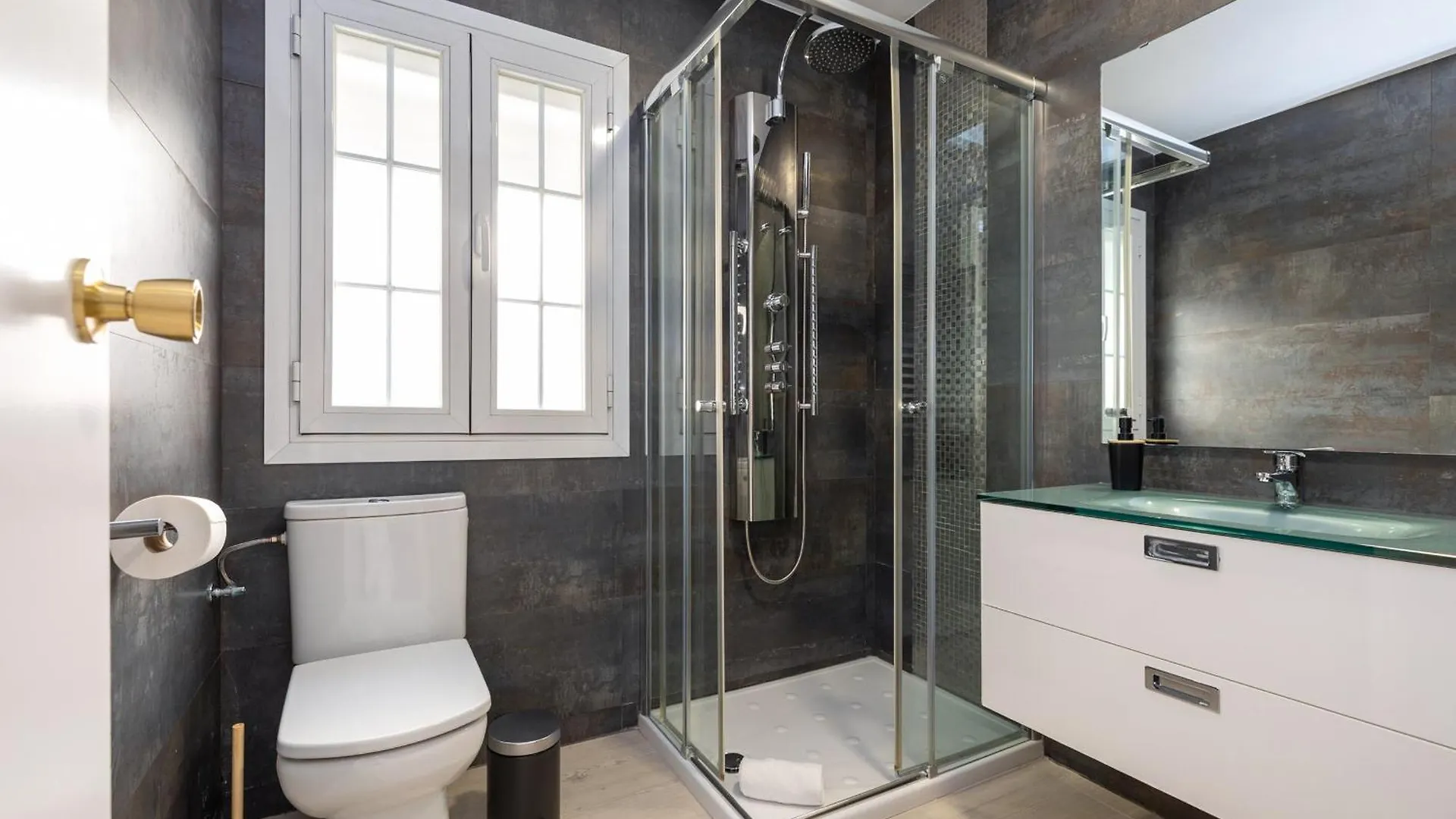 גרנדה Gran Via Cathedral Apartment 0*,  ספרד
